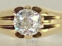 0.87 carat Diamond Solitaire 18ct Yellow Gold Gents Ring 7.3g Z +2 Certificate